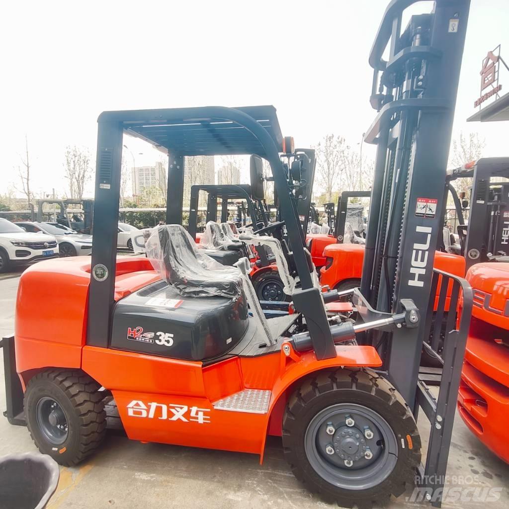Heli CPC 35-Q26H2 Misc Forklifts