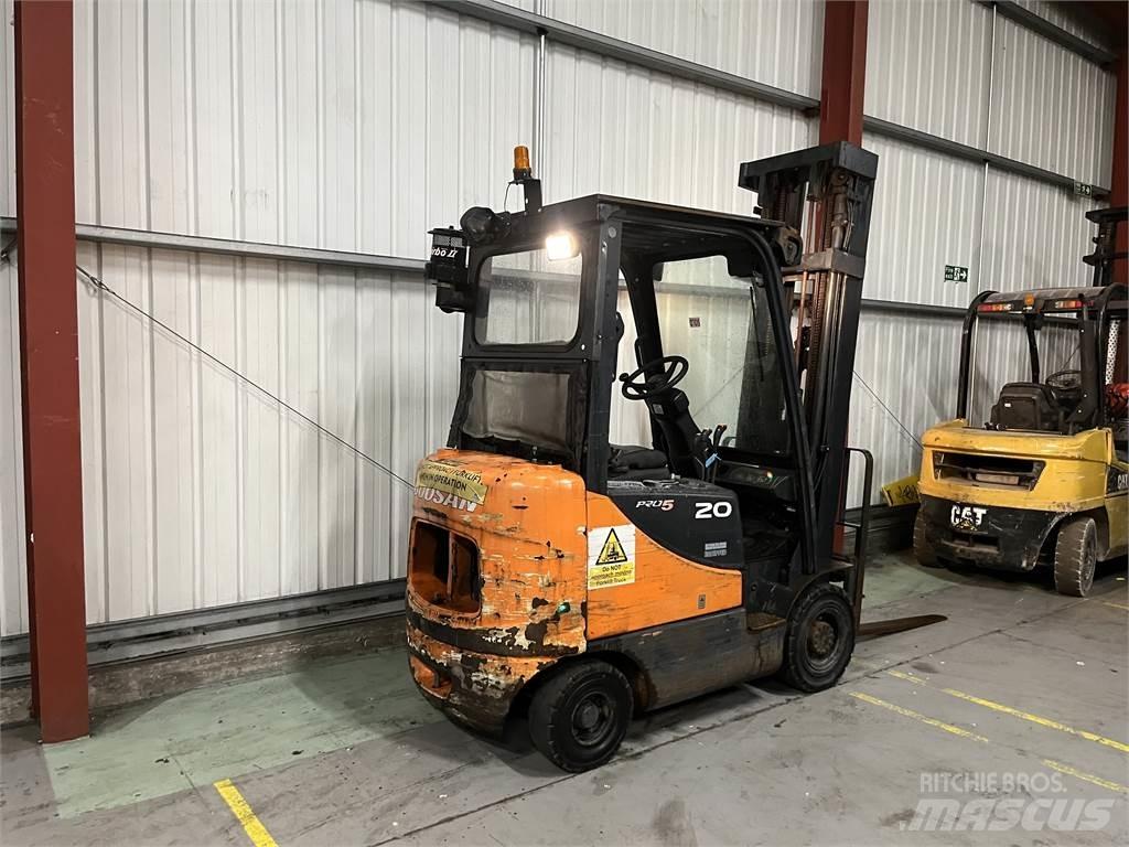 Doosan D20SC-5 Diesel Forklifts