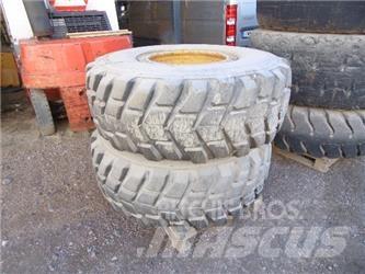  VKT 20,5x25 Tires, wheels and rims