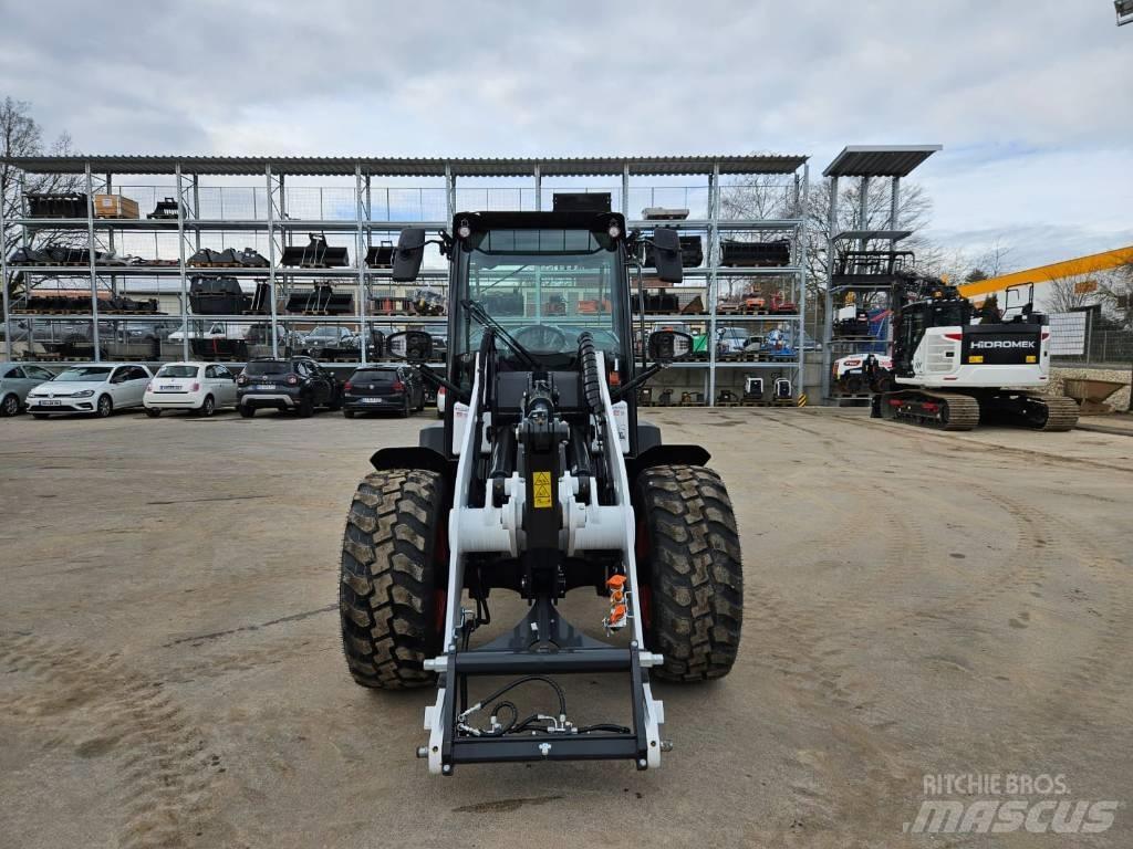 Bobcat L 85 Wheel Loaders