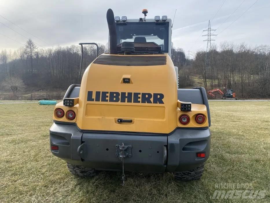 Liebherr L546 Wheel Loaders