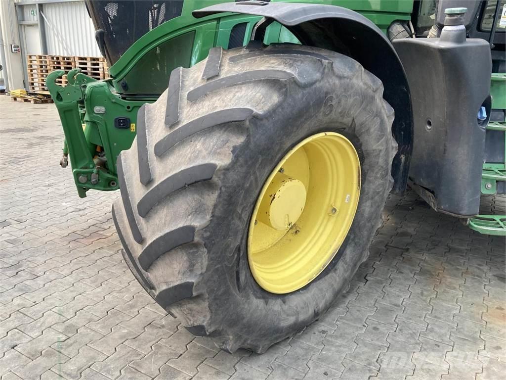 John Deere 6230R Tractors