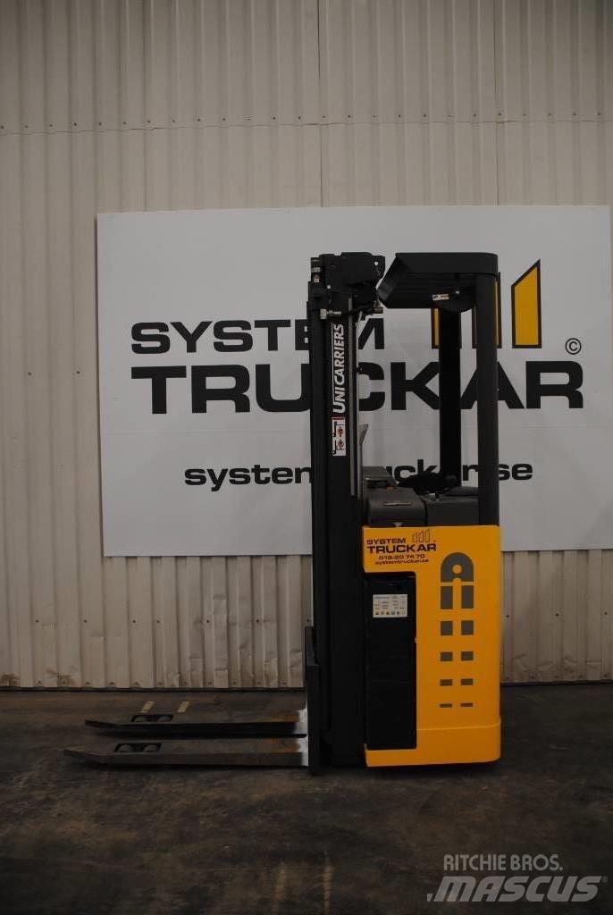 Atlet A/STFVJN360 Self Propelled Stackers