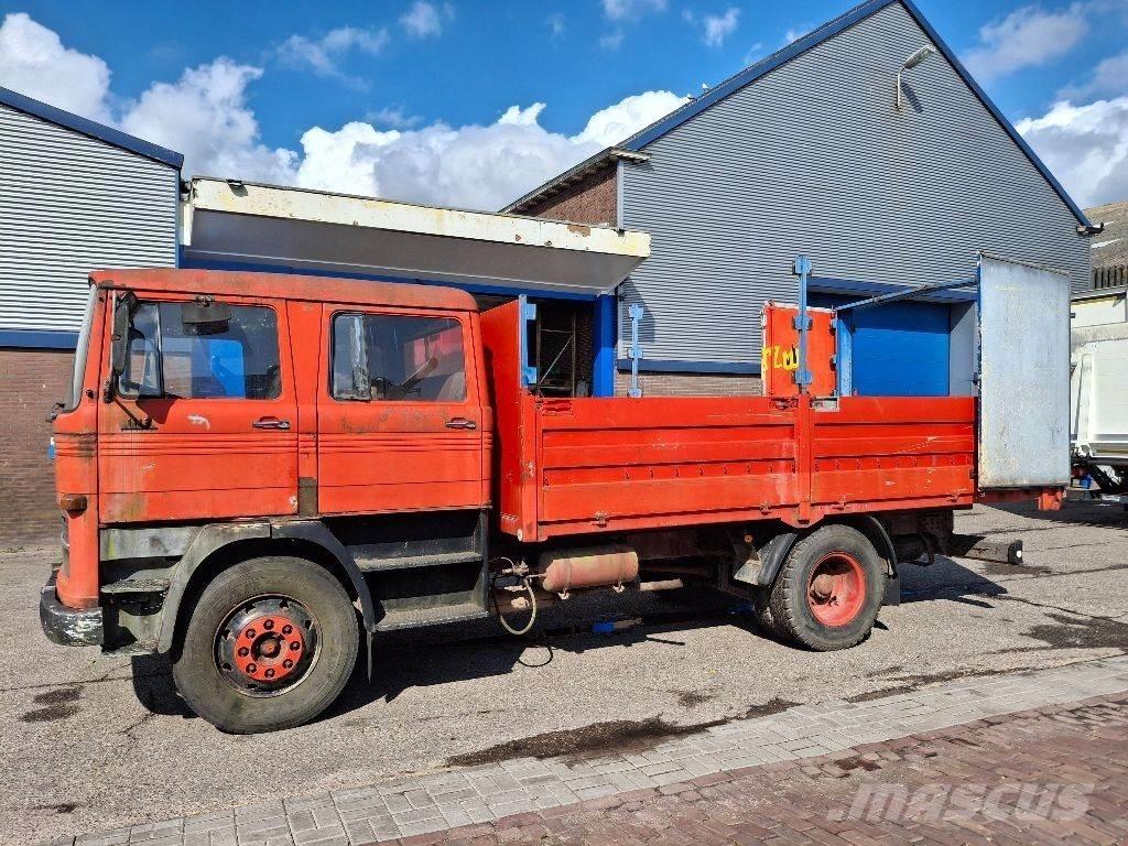 Mercedes-Benz 1113 Cab & Chassis Trucks