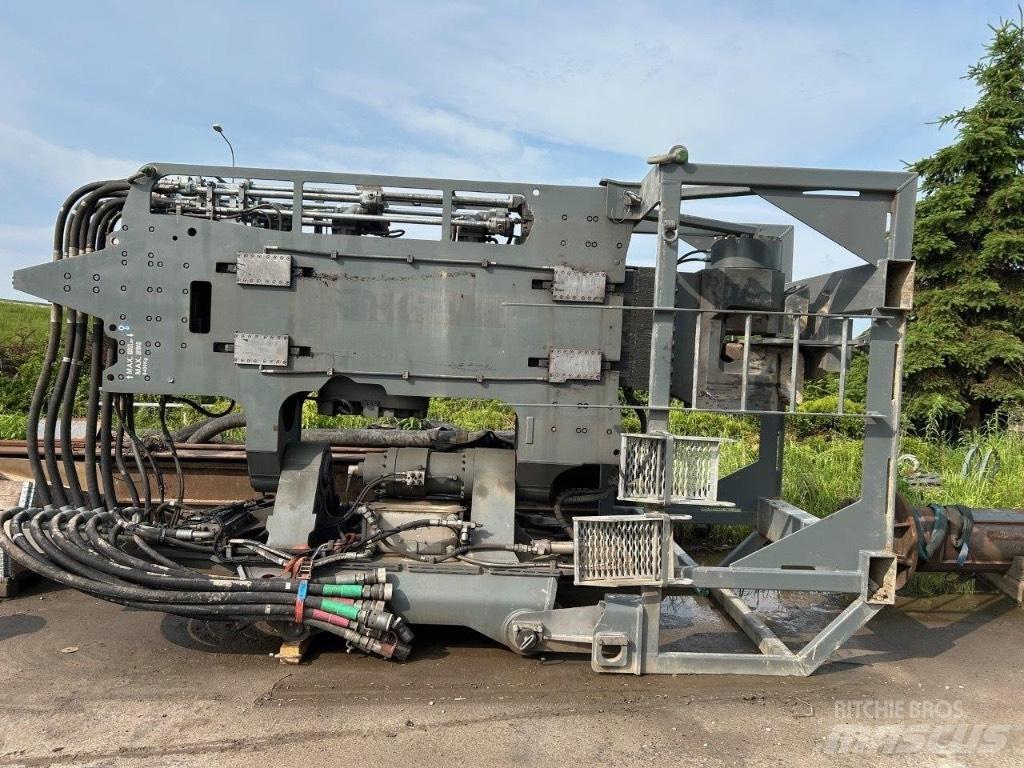 Liebherr LV36 Vibratory Pile Drivers