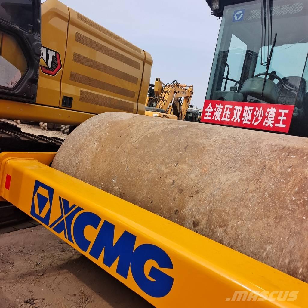 XCMG XS143J Single drum rollers