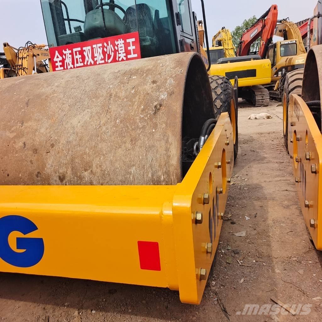 XCMG XS143J Single drum rollers