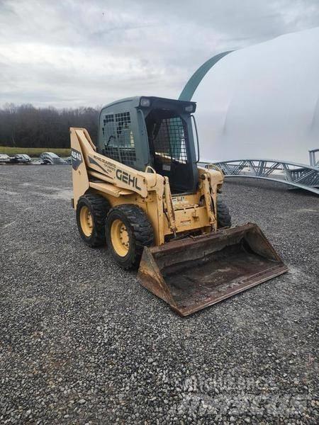 Gehl 4640 Skid Steer Loaders