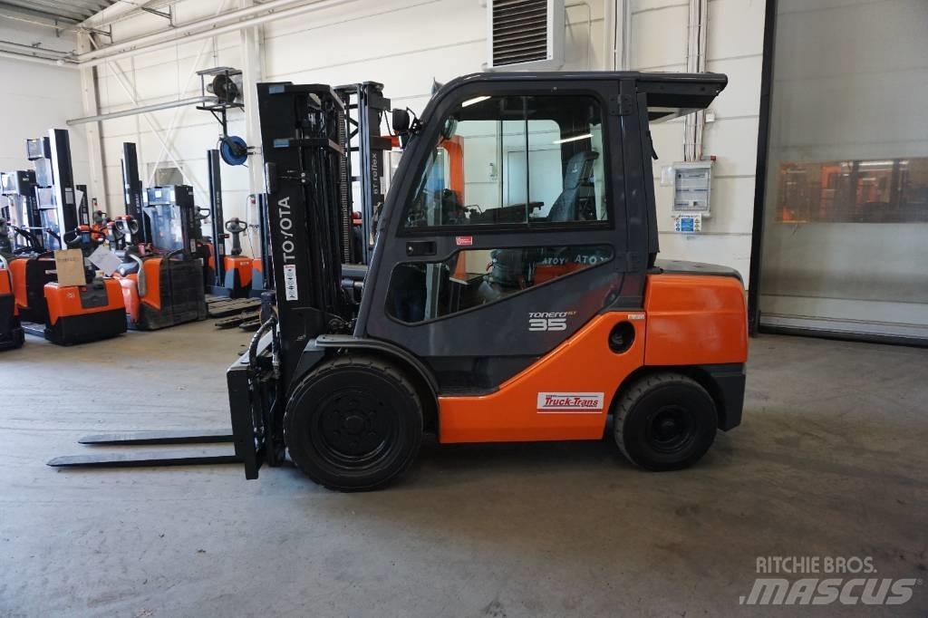 Toyota 06-8FDJ35F Diesel Forklifts