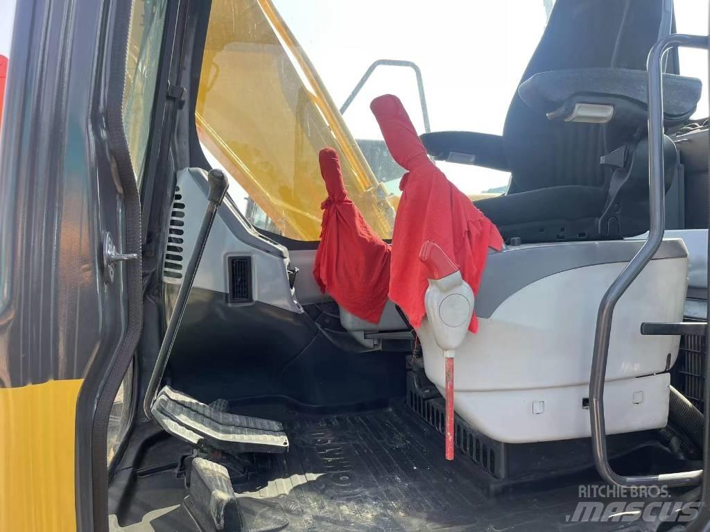 Komatsu PC 130-8 Mini excavators  7t - 12t