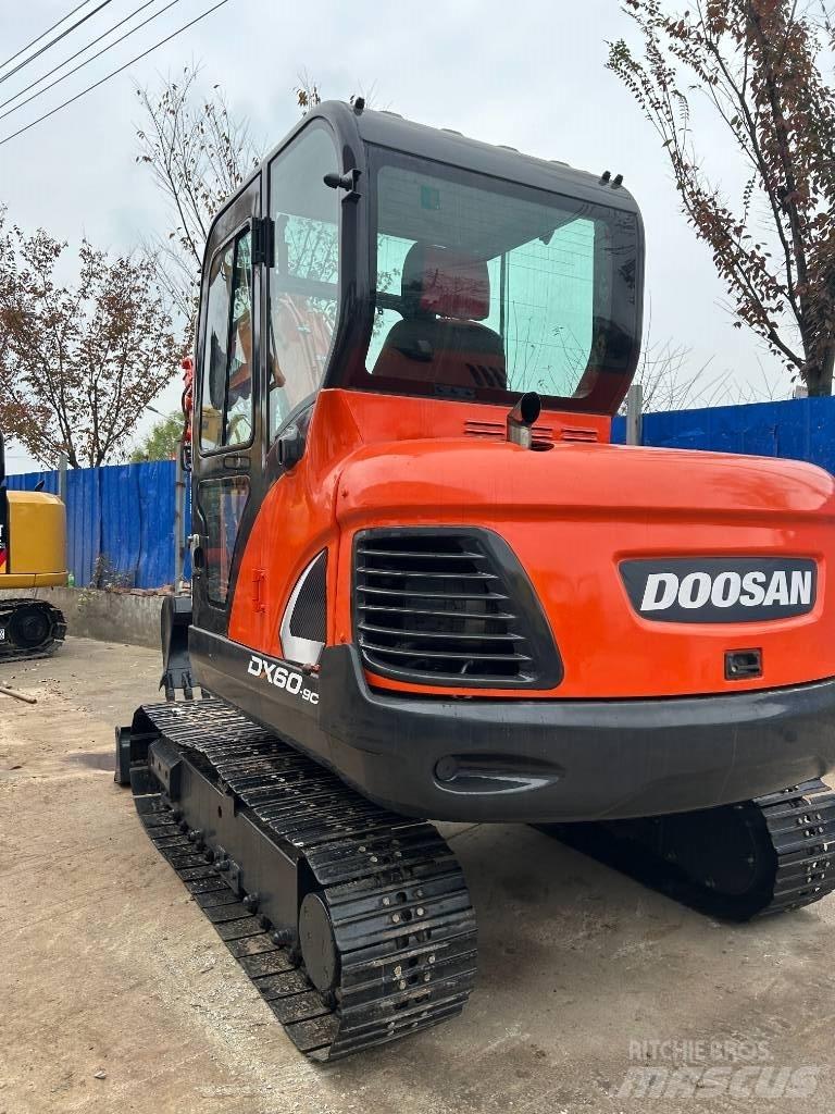 Doosan DX 60 Mini Excavators <7t (Mini Diggers)