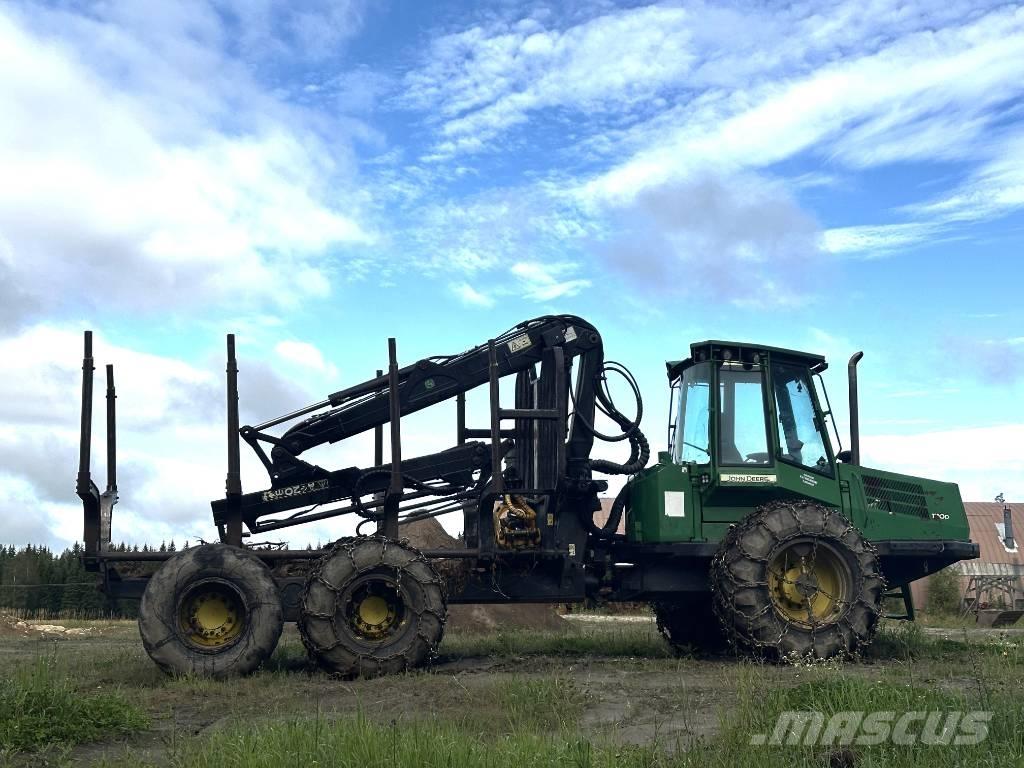 John Deere 1110 D Forwarders