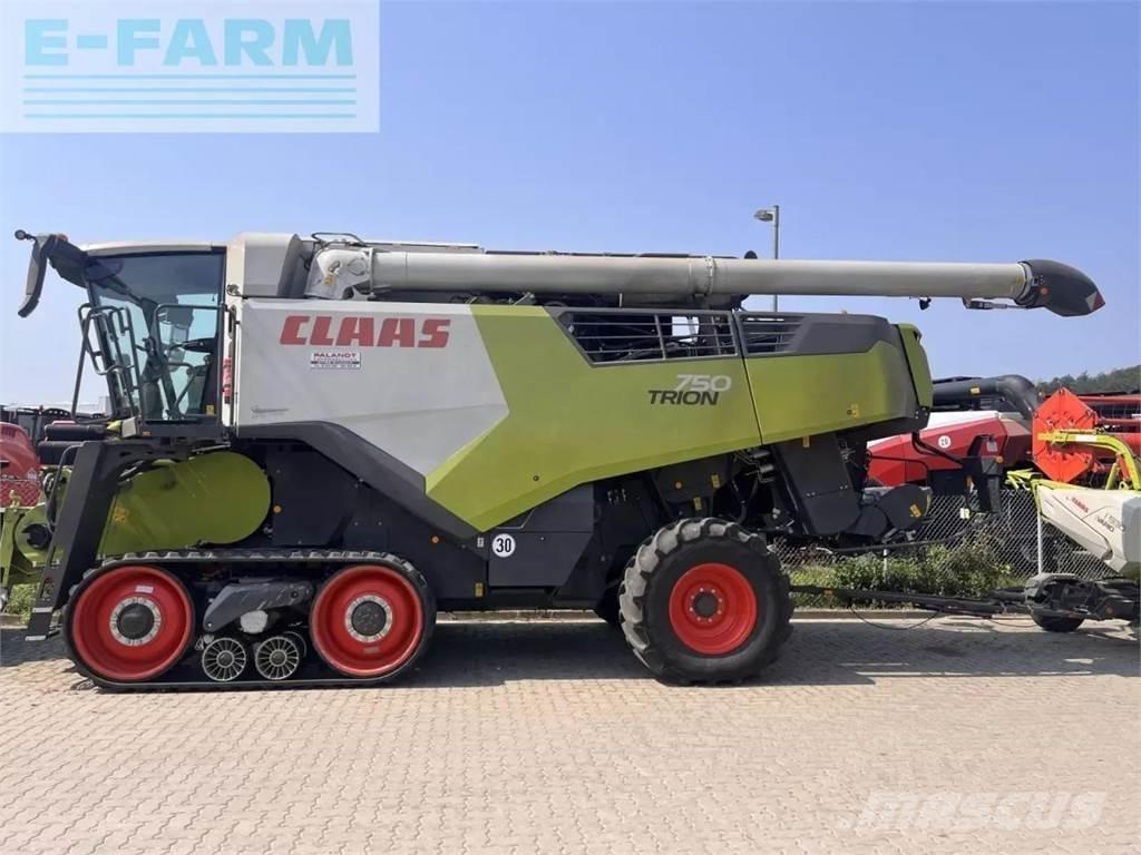 CLAAS trion 750 tt Combine Harvesters