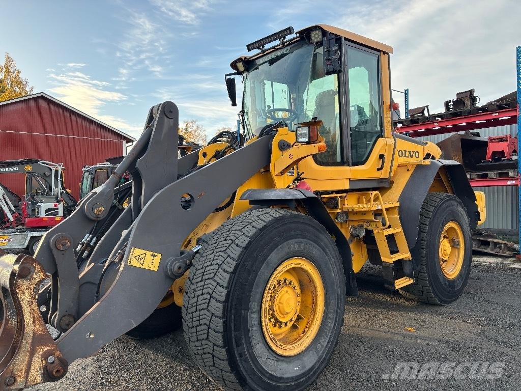 Volvo L90F Wheel Loaders