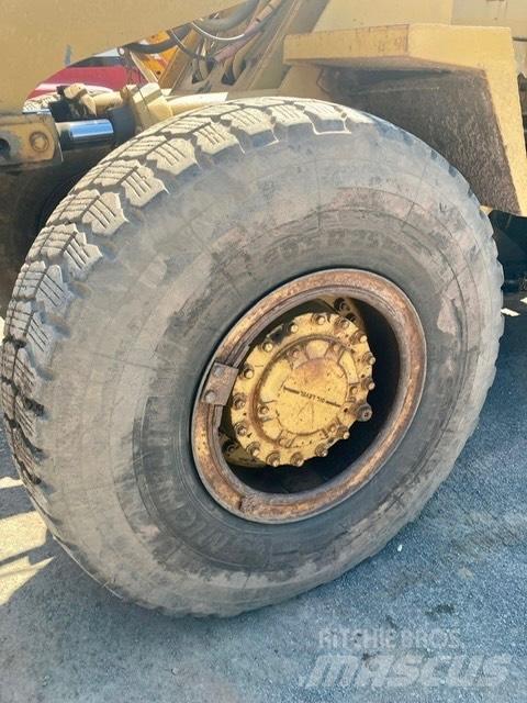 CAT 950 B Wheel Loaders
