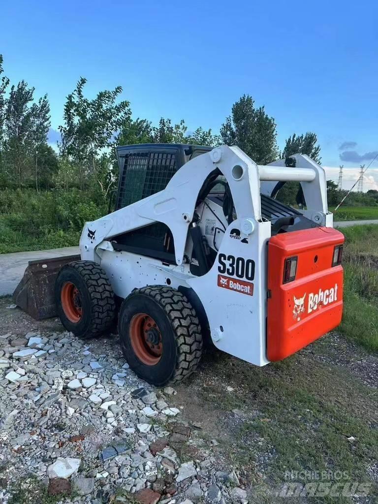 Bobcat S 300 Skid Steer Loaders