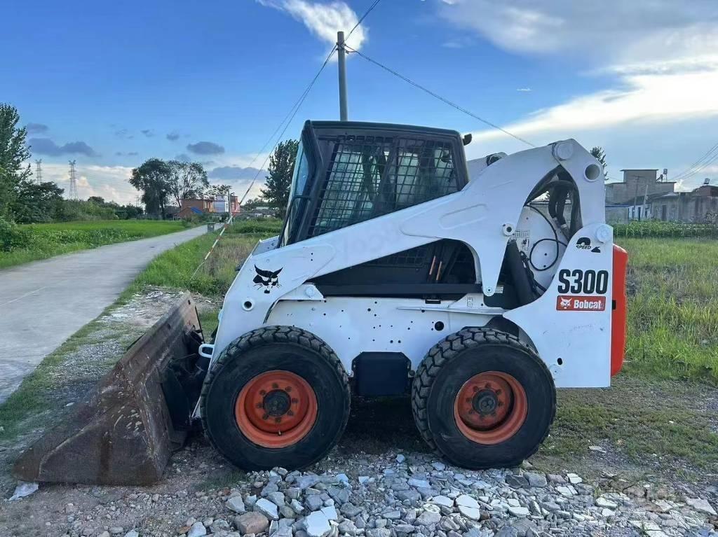 Bobcat S 300 Skid Steer Loaders
