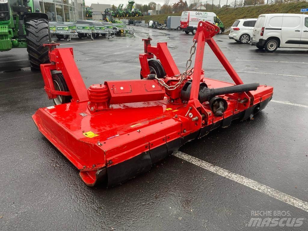 Gyrax 2800 HD Crushers