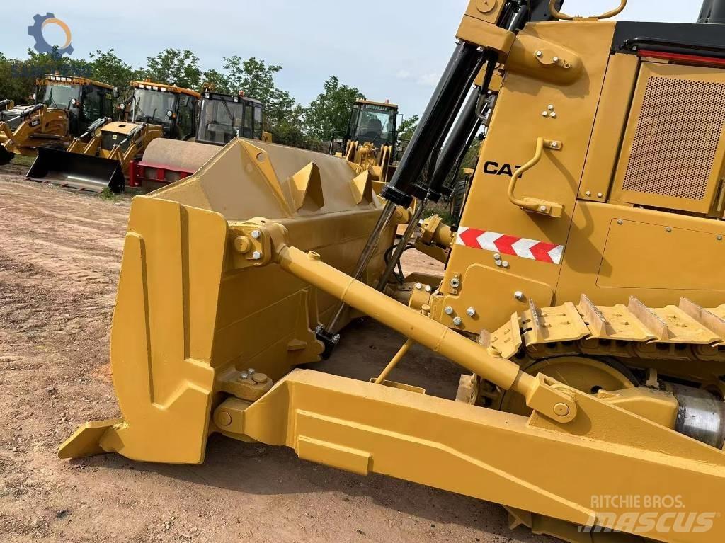 CAT D 8 R Crawler dozers