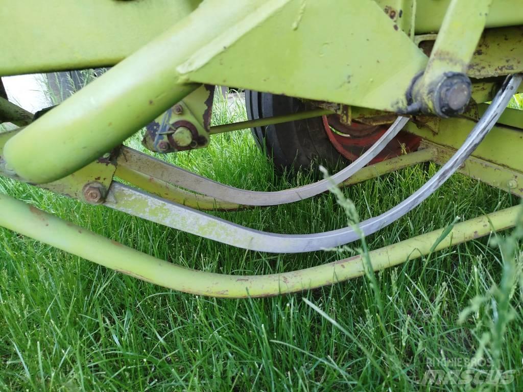 CLAAS Markant 52 Square Balers