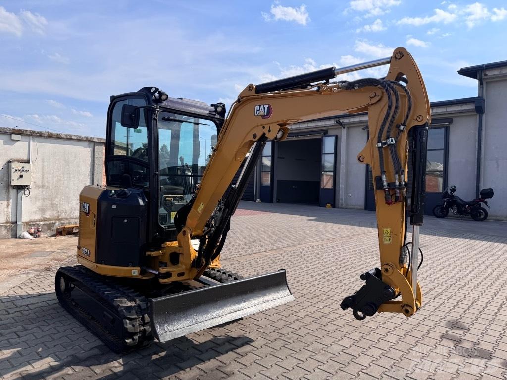 CAT 302.7 D CR Mini Excavators <7t (Mini Diggers)