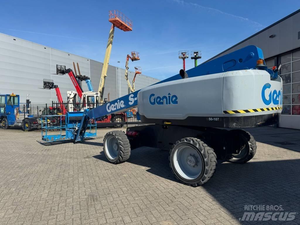 Genie S 65 Telescopic boom lifts