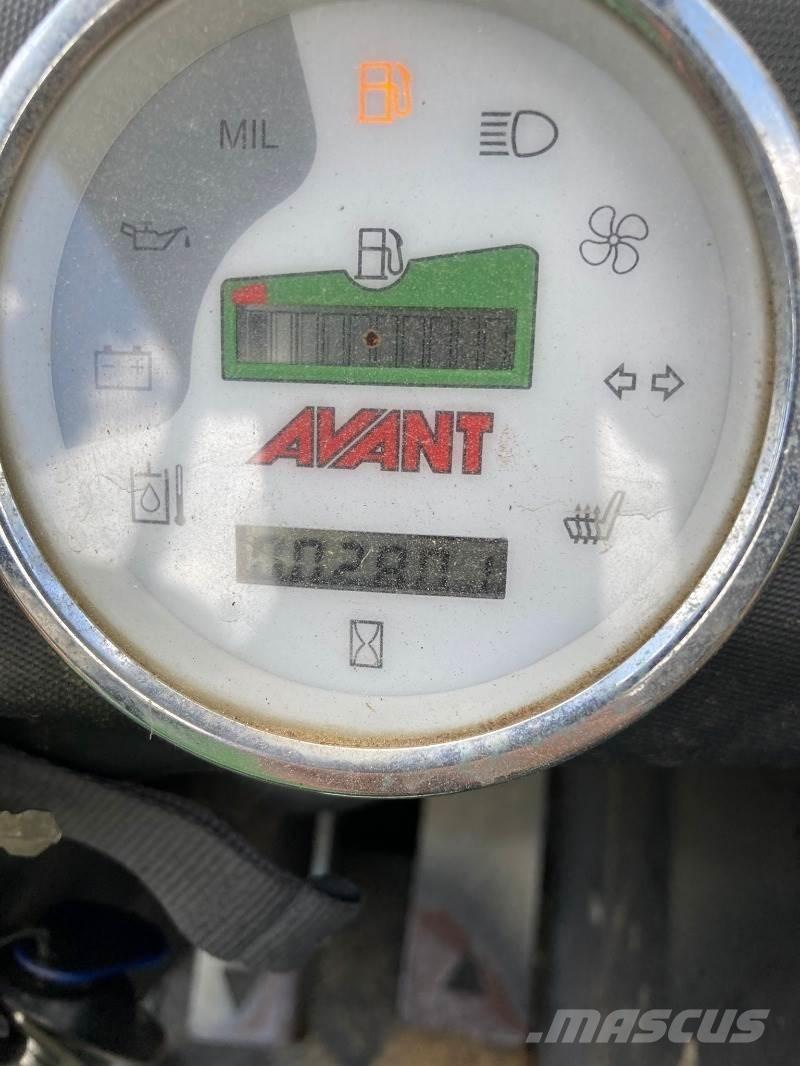 Avant 225 Mini Loader