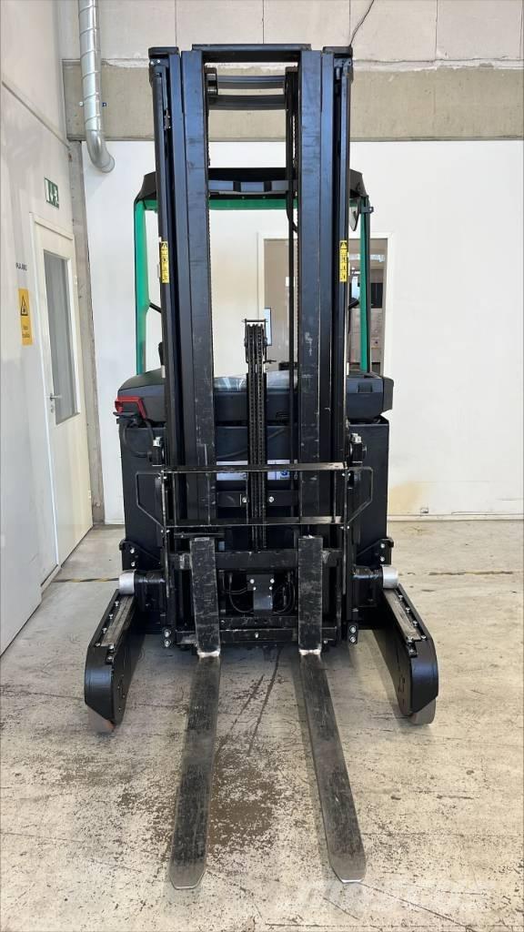 Mitsubishi RB 14 Reach trucks