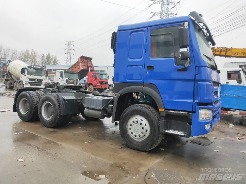 Howo 375 6x4 Conventional Trucks / Tractor Trucks