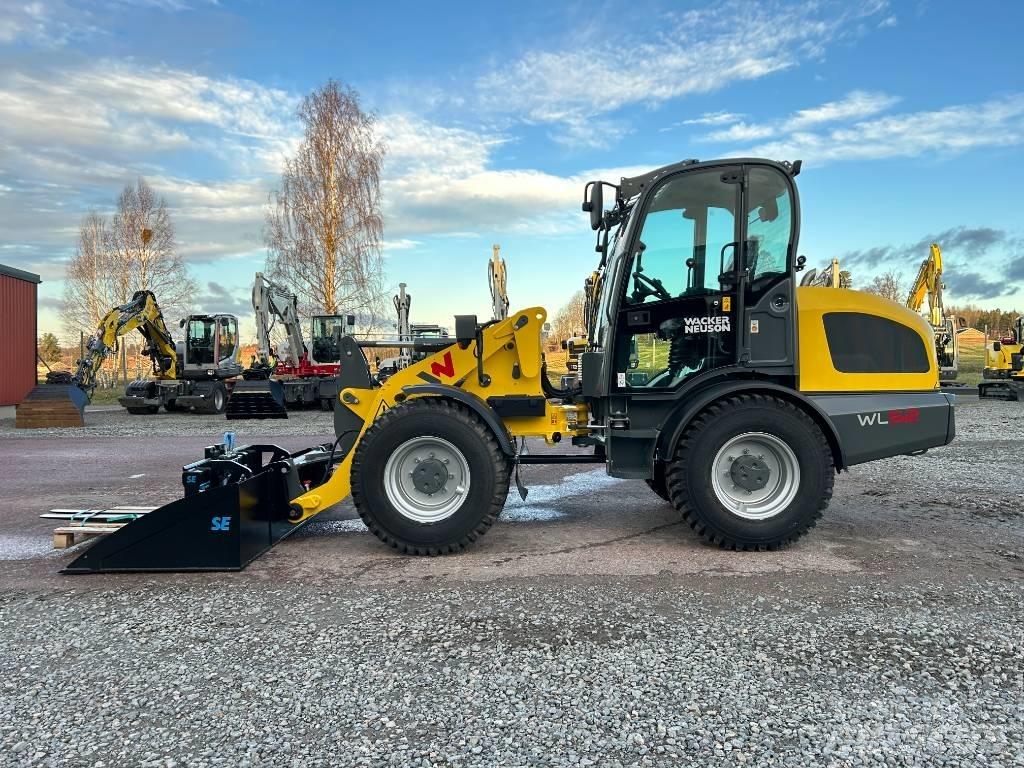 Wacker Neuson WL52 Wheel Loaders