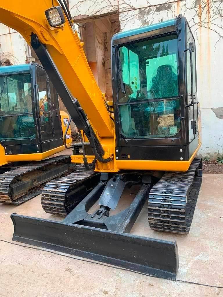 Carter 305.5E2 Crawler Excavators