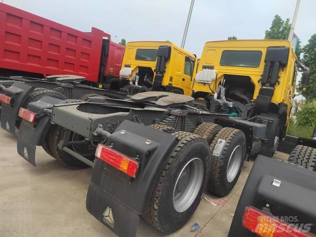 Howo Tractor  420 Conventional Trucks / Tractor Trucks