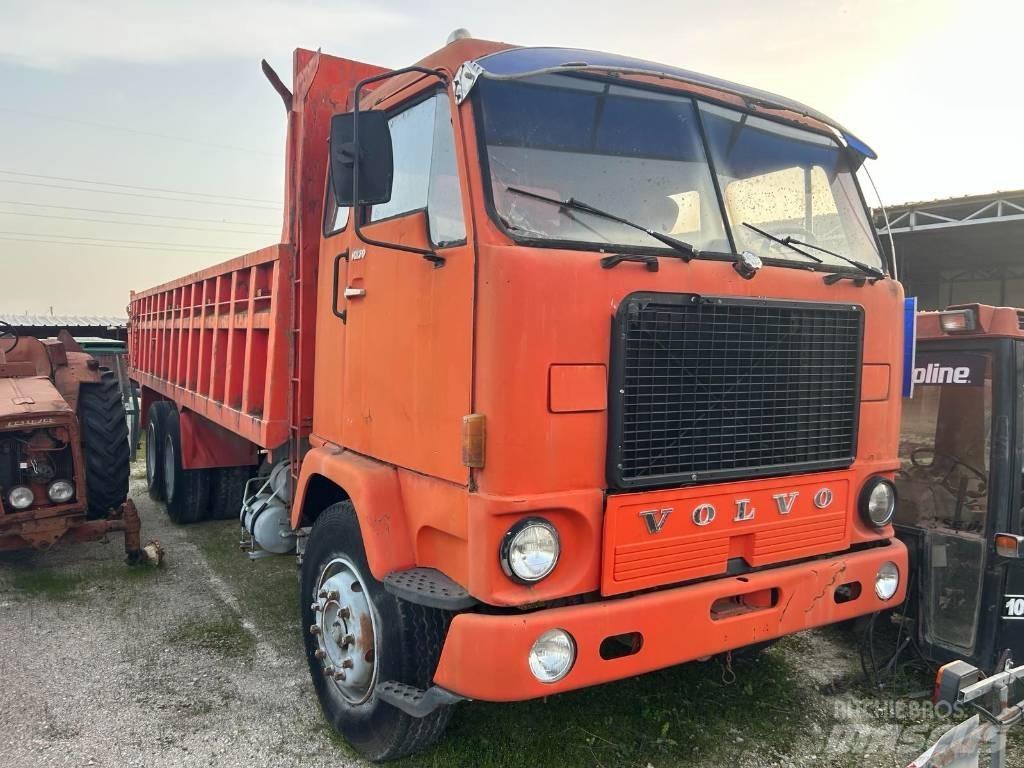 Volvo F 88 Dump Trucks