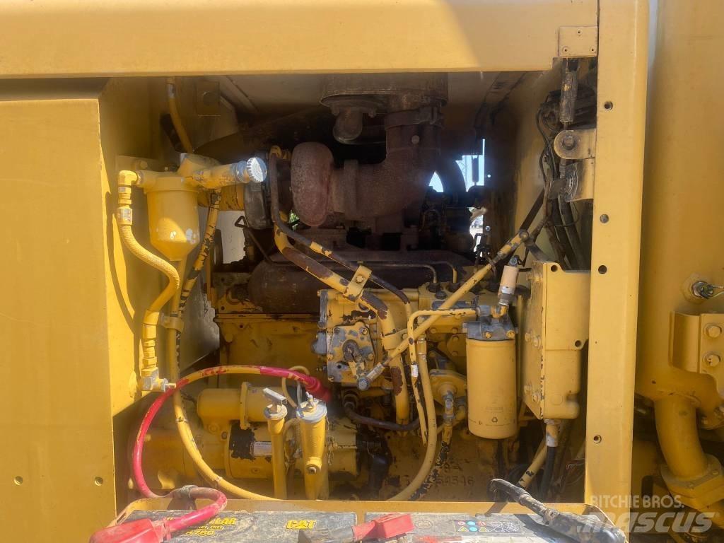 CAT 120 G Motor Graders