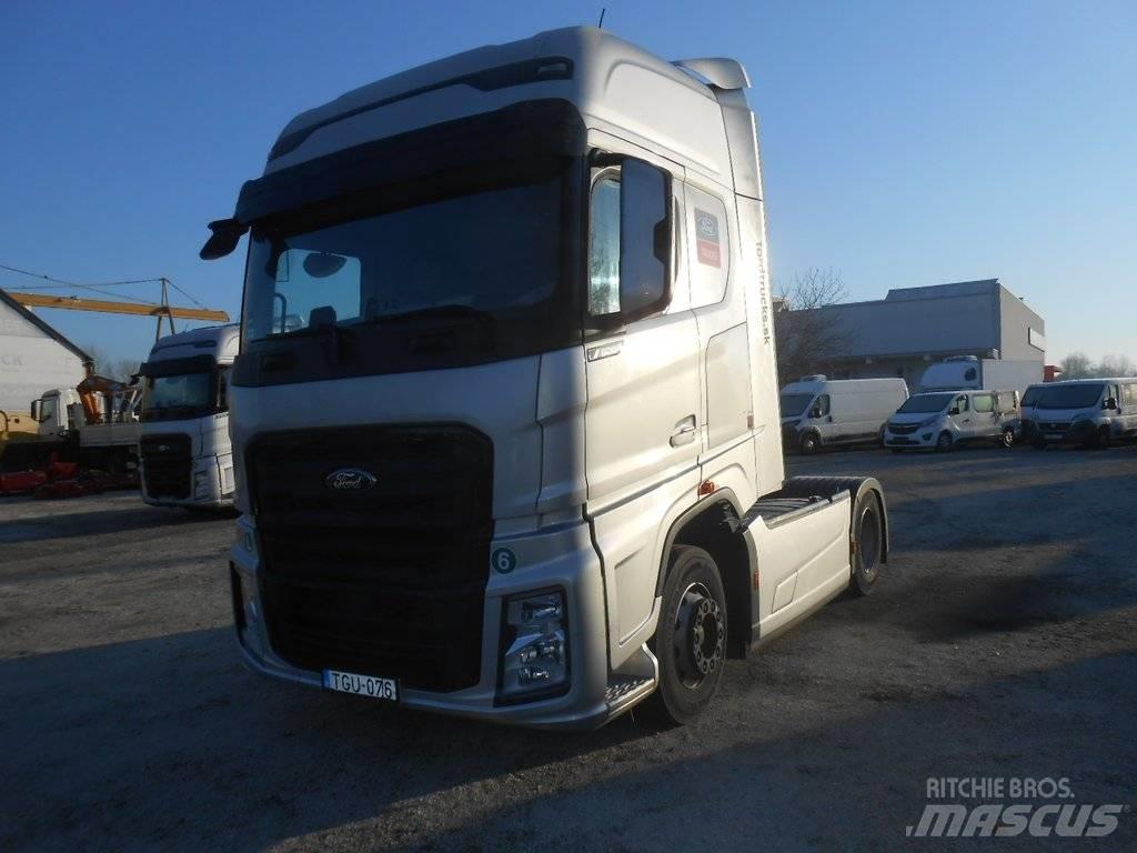 Ford F-Max Conventional Trucks / Tractor Trucks