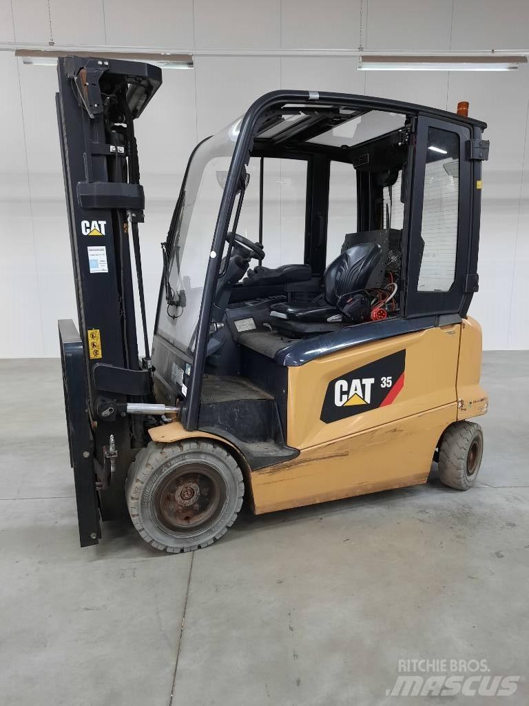CAT EP35N Electric Forklifts