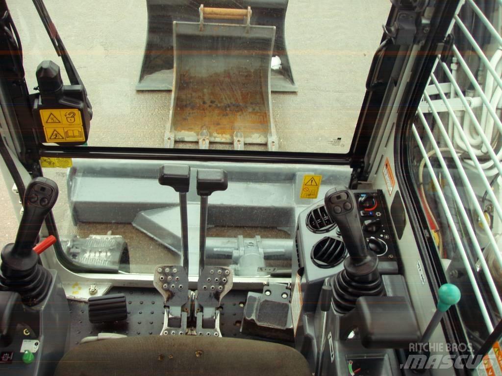 Takeuchi TB153FR Mini Excavators <7t (Mini Diggers)