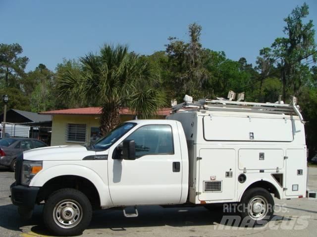 Ford F 350 SD Pickup Trucks