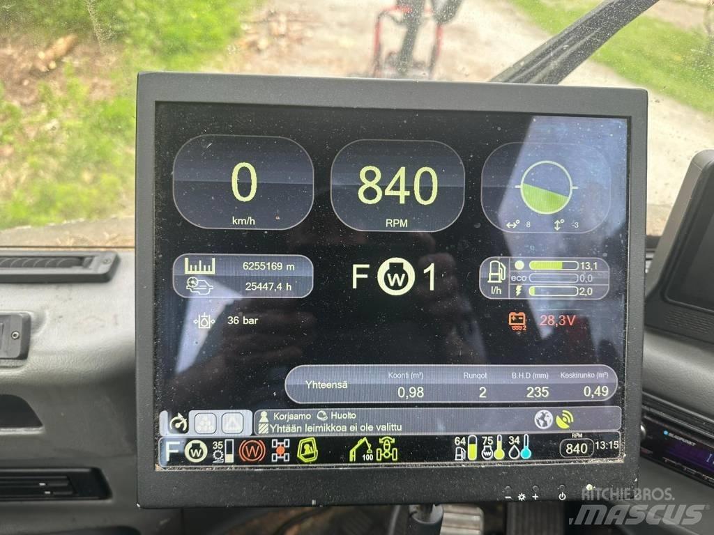Komatsu 911.4 Harvesters