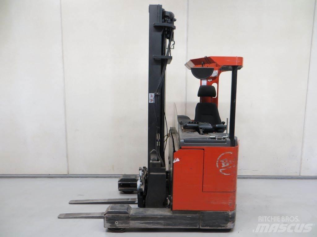 BT RR E2 Reach trucks