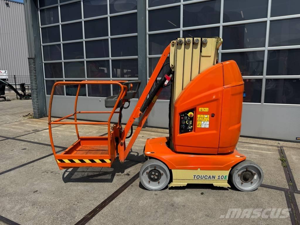 JLG Toucan 10 E Vertical mast lifts