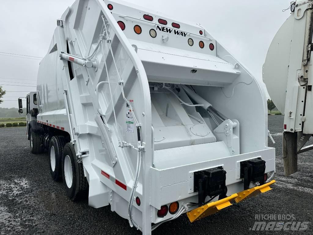 CCC New Way Garbage Trucks / Recycling Trucks