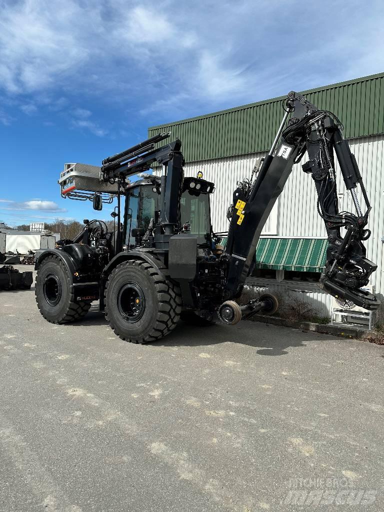 Huddig 1260D Rail Backhoe Loaders