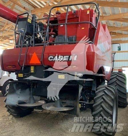 Case IH 7130 Combine Harvesters