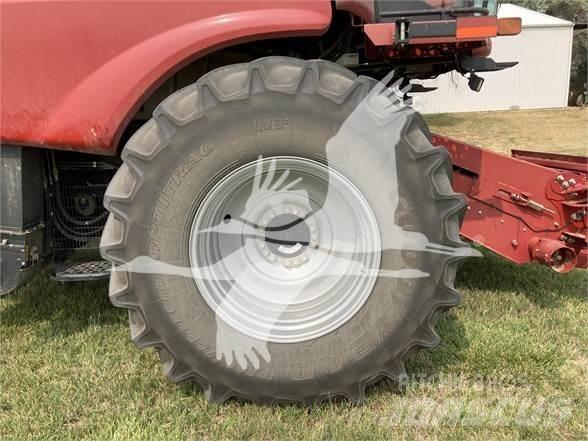 Case IH 8240 Combine Harvesters