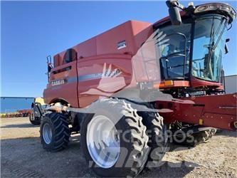 Case IH 8240 Combine Harvesters