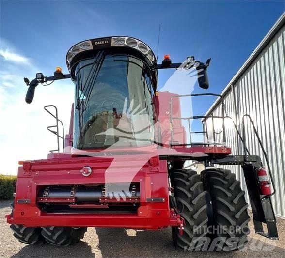 Case IH 8250 Combine Harvesters