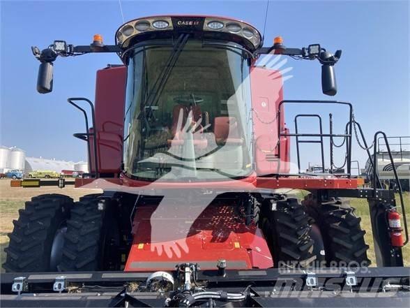 Case IH 8250 Combine Harvesters