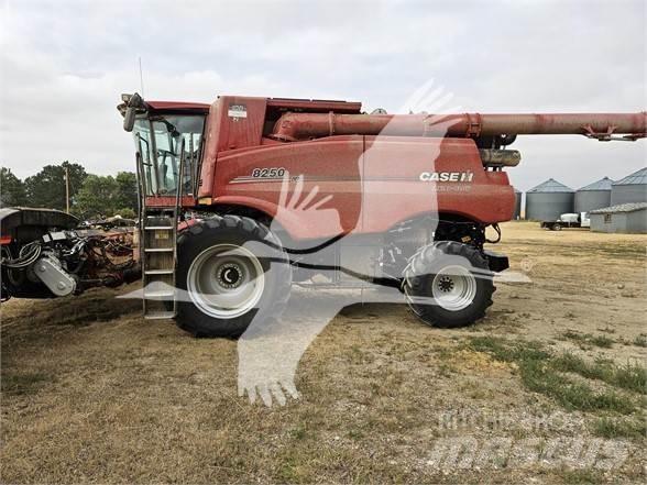Case IH 8250 Combine Harvesters