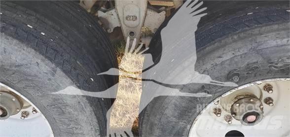 CUSTOM MADE LT Mineral spreaders